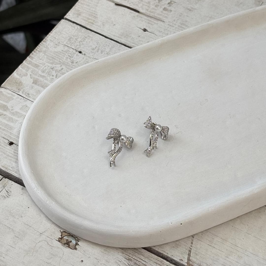 گوشواره پاپیون میخی کد E142