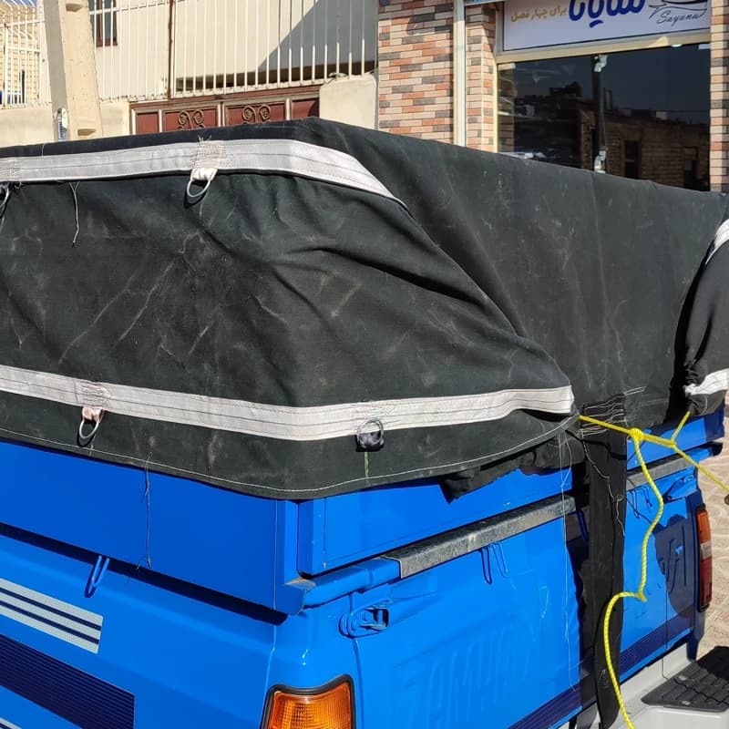 چادر نیسان برزنت گلشن پاکستانی LR رو باری سایز 12 متری ضداب به همراه قلاب و دم اسبی و طناب هزینه ارسال به عهده مشتری است