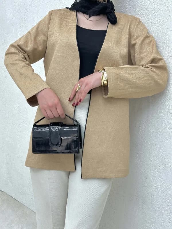 مانتو کتی Miss Moon