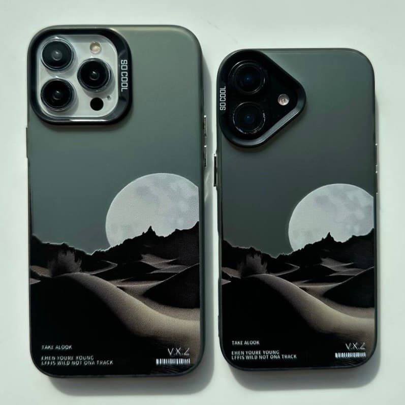 قاب نچرال ماه و کویر