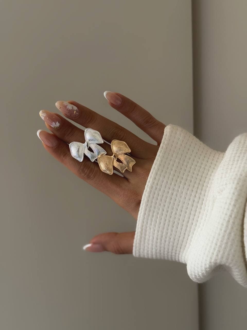 انگشتر پاپیون ۲