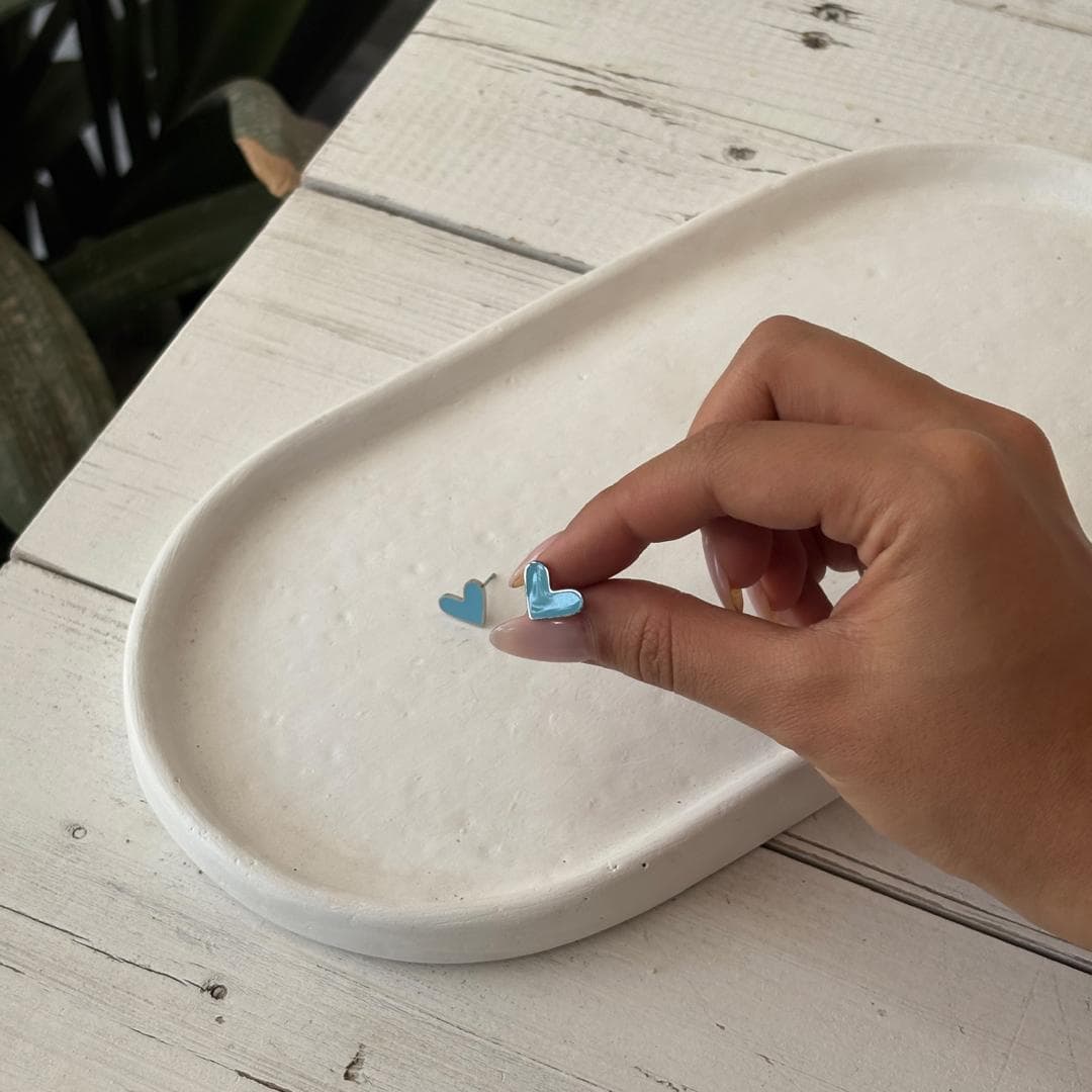 گوشواره میخی قلبی رنگ آبی کد E4