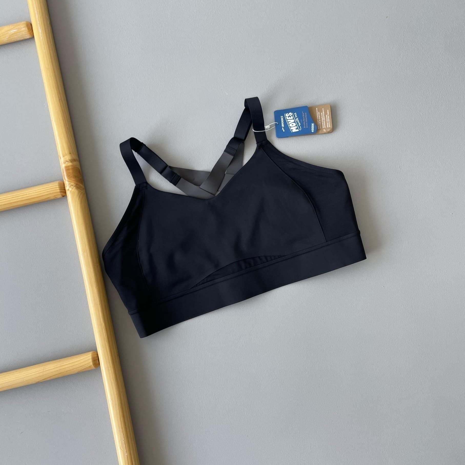 نیم تنه ورزشی زنانه برند BROOKS