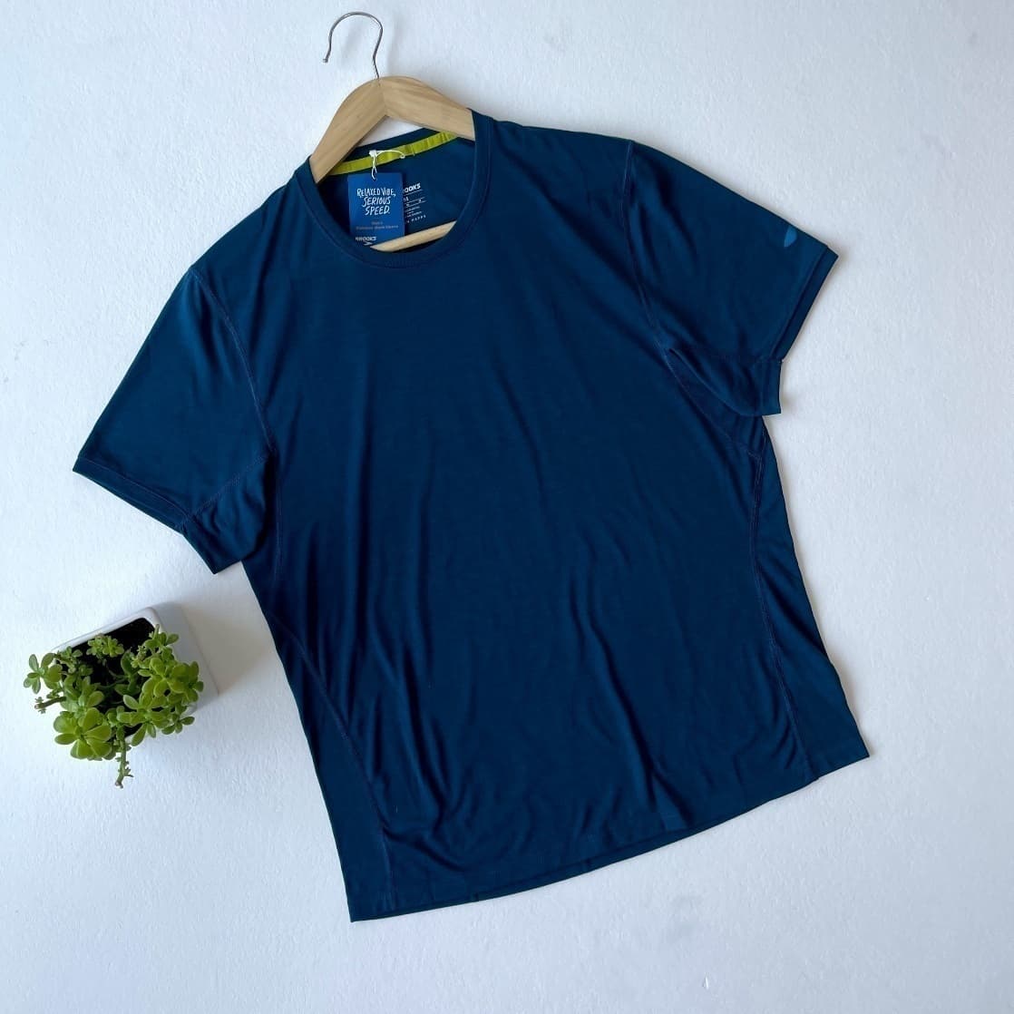 تیشرت ورزشی مردانه برند BROOKS