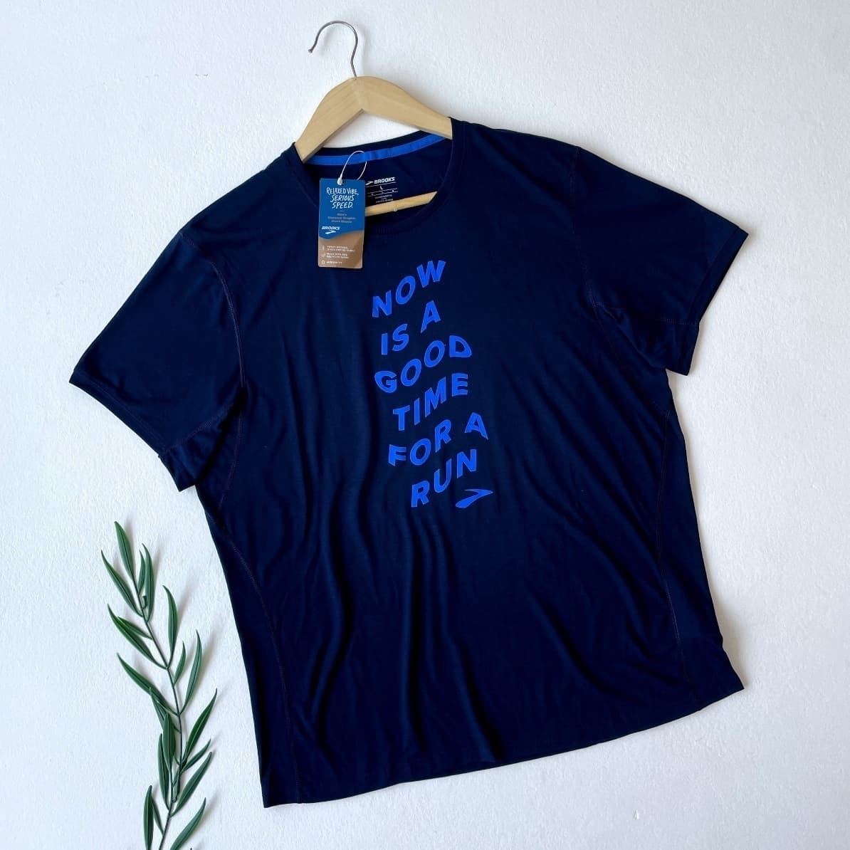 تیشرت ورزشی مردانه برند BROOKS