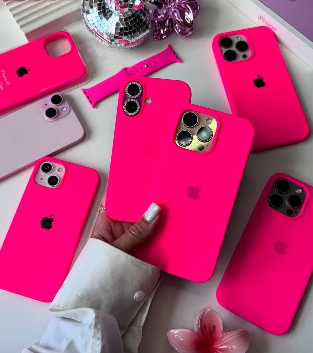 قاب سیلیکونی اورجینال بدون محافظ لنز سرخابی