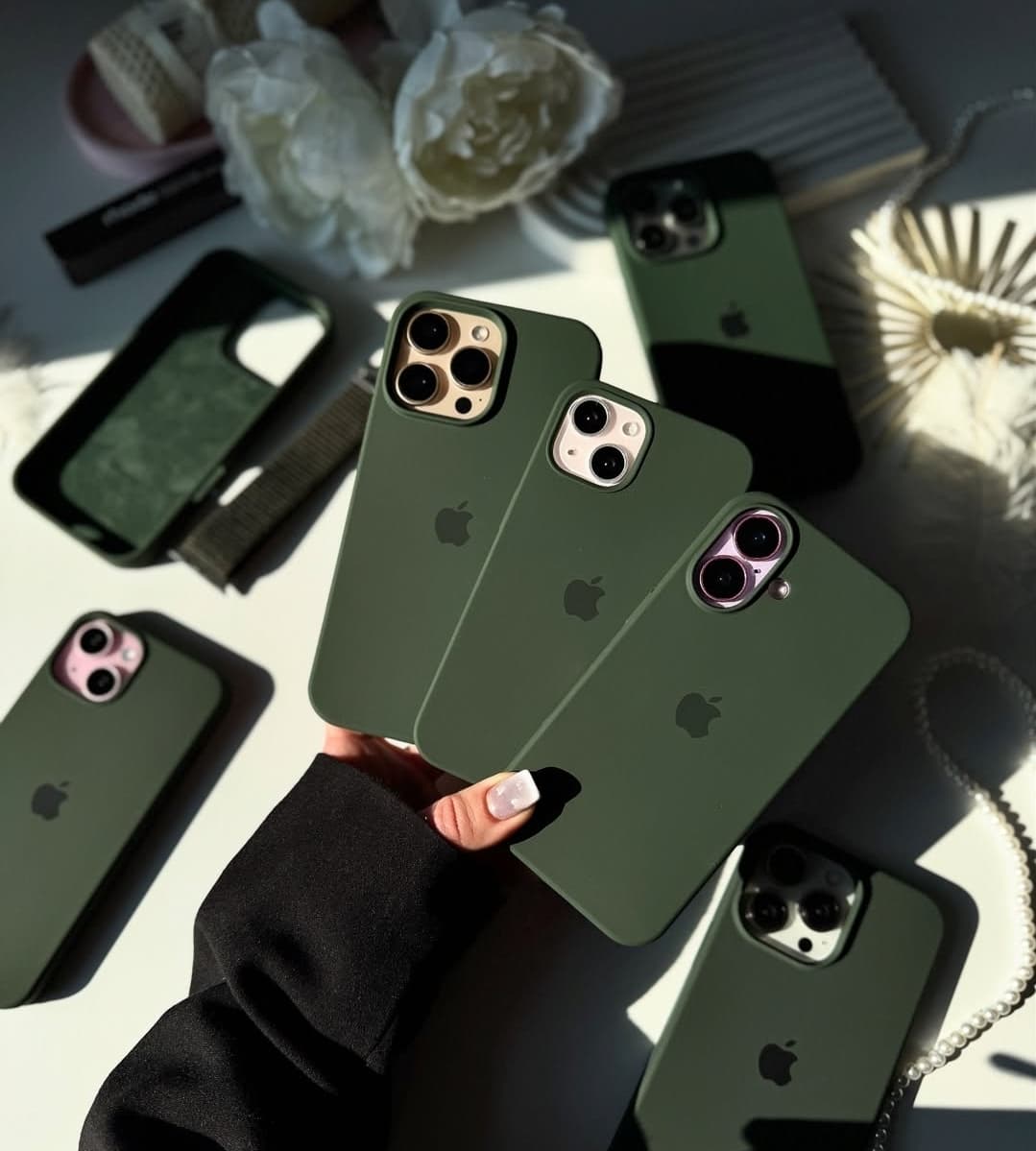 قاب سیلیکونی اورجینال بدون محافظ لنز سبز تیره