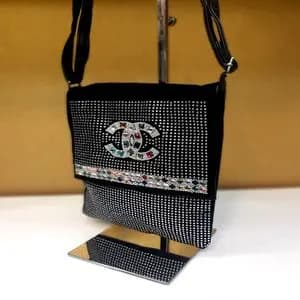 کیف دوشی نگین کاری طرح Chanel