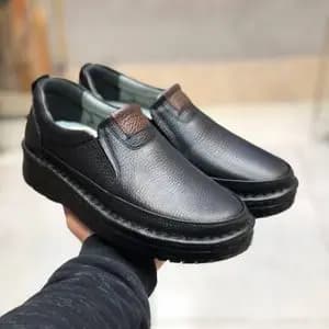 کفش چرم طبی مردانه کلارک بی بند رنگ مشکی