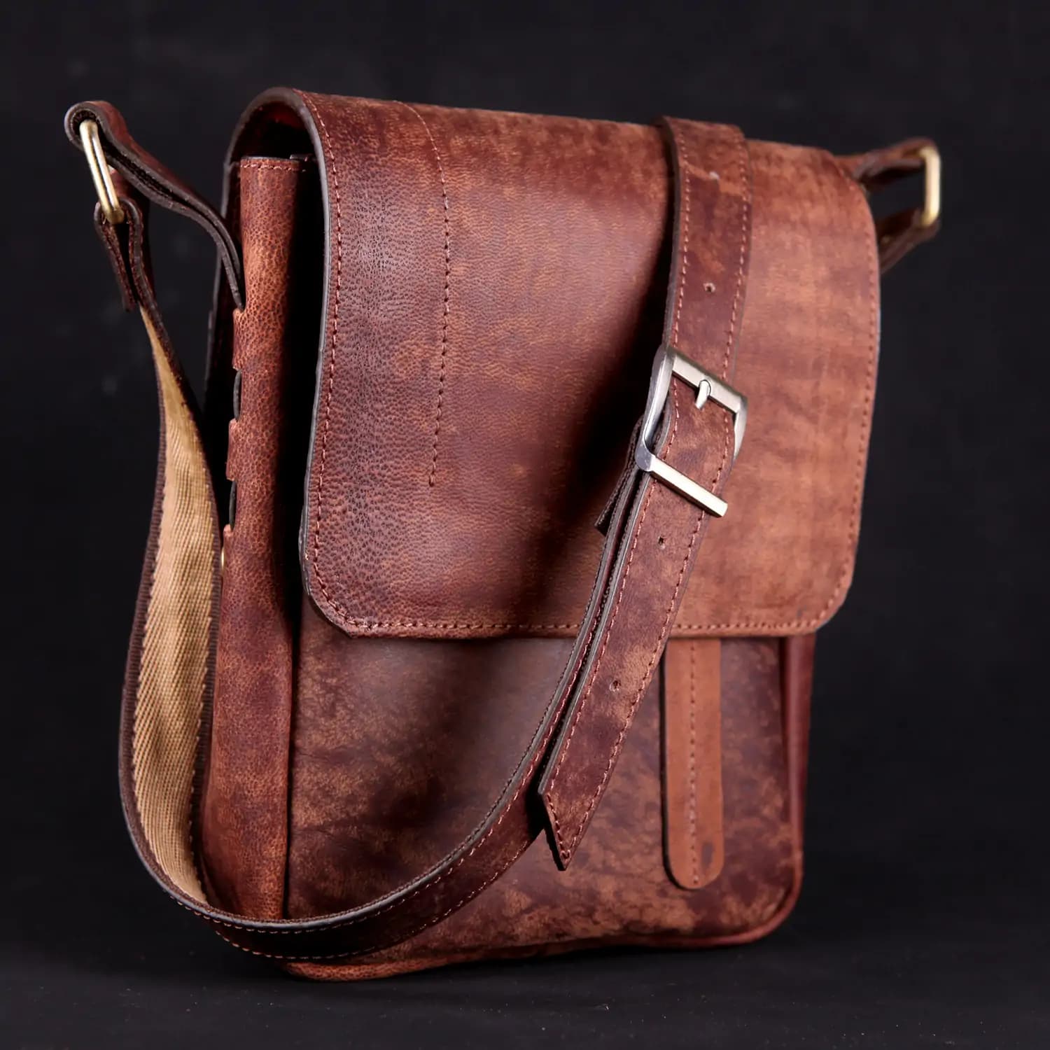 کیف دوشی چرم یلسان مدل ماهان کد 010-SH