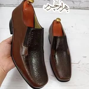 کفش مردانه زیره چرم طبیعی گاومیش مدل مودنا لزار تک سایز