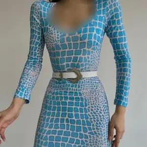 پیراهن مجلسی زنانه طرحدار ترکیه ای یقه مدالی فری کد 01