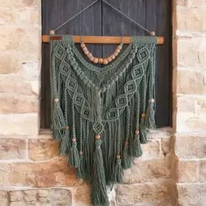 دیوارکوب مکرومه با مهره چوبی طرح حسنا