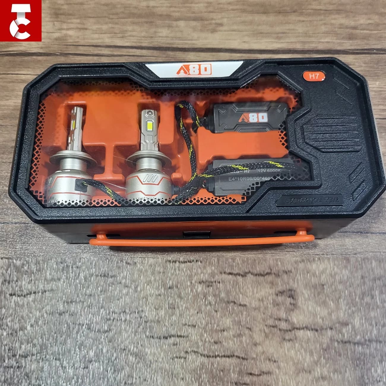 هدلایت A80 پایه H4