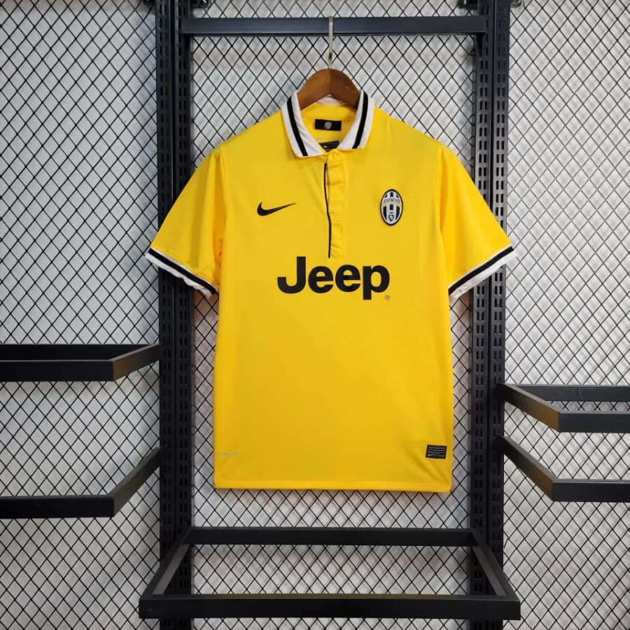 لباس کلاسیک یوونتوس 2014-2013 کیت دوم