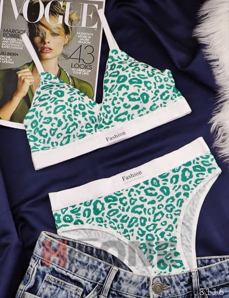 ست نیم تنه و شورت مدل شیوا (سبز)