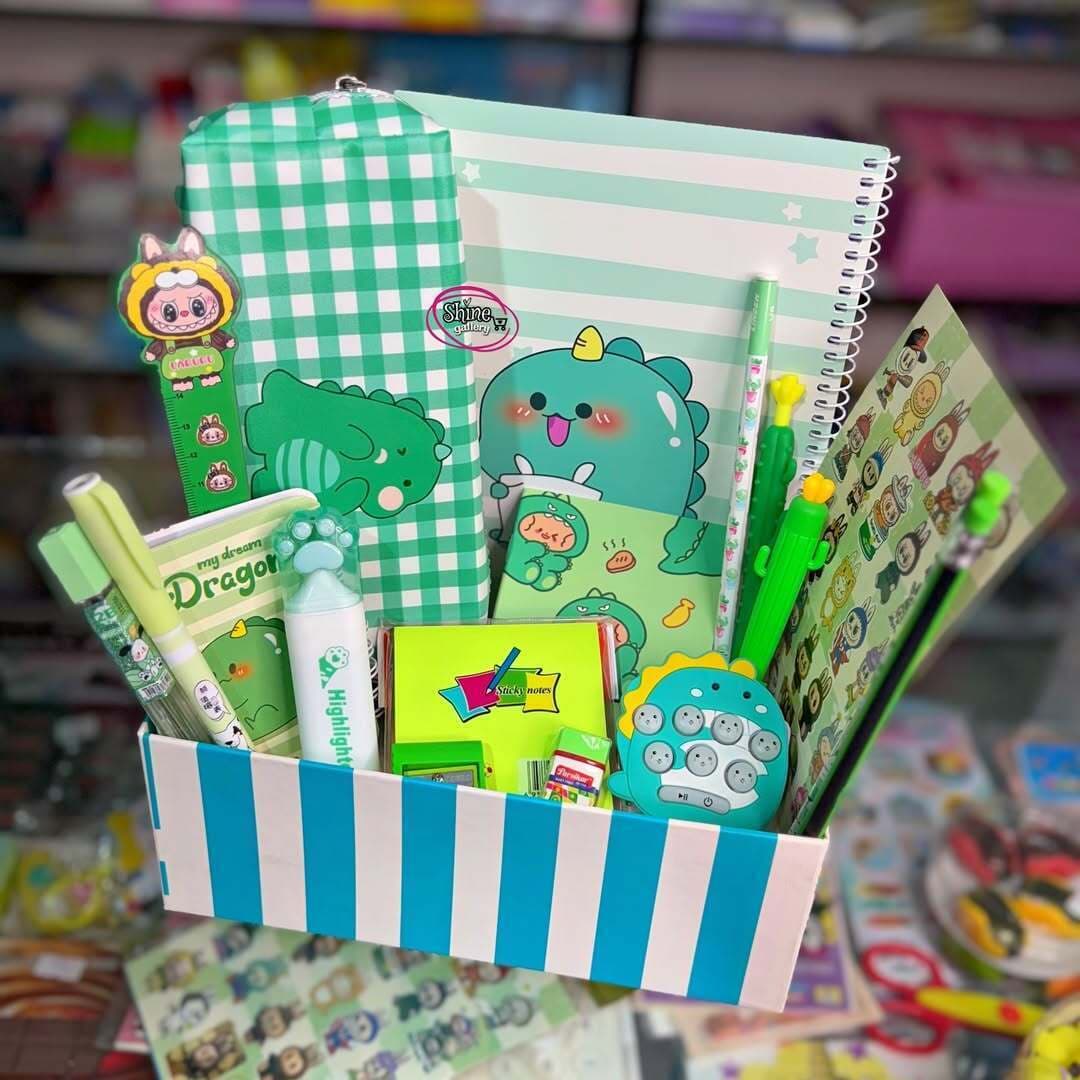 پک لوازم تحریر دایناسور و لبوبو سبز