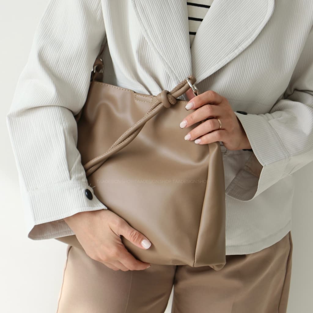 کیف بزرگ زنانه مدل سوزان