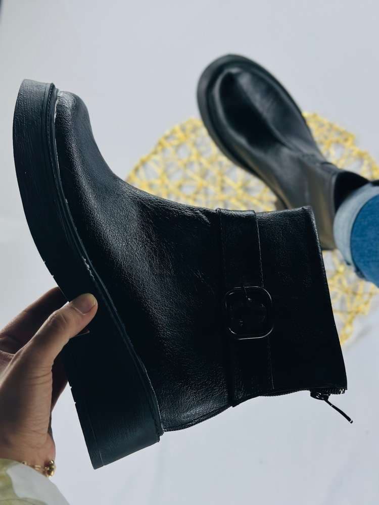 نیم بوت کاروما