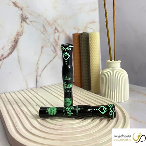 ریمل حالت دهنده اسنس سری Lash Princess مدل False Lash Effect