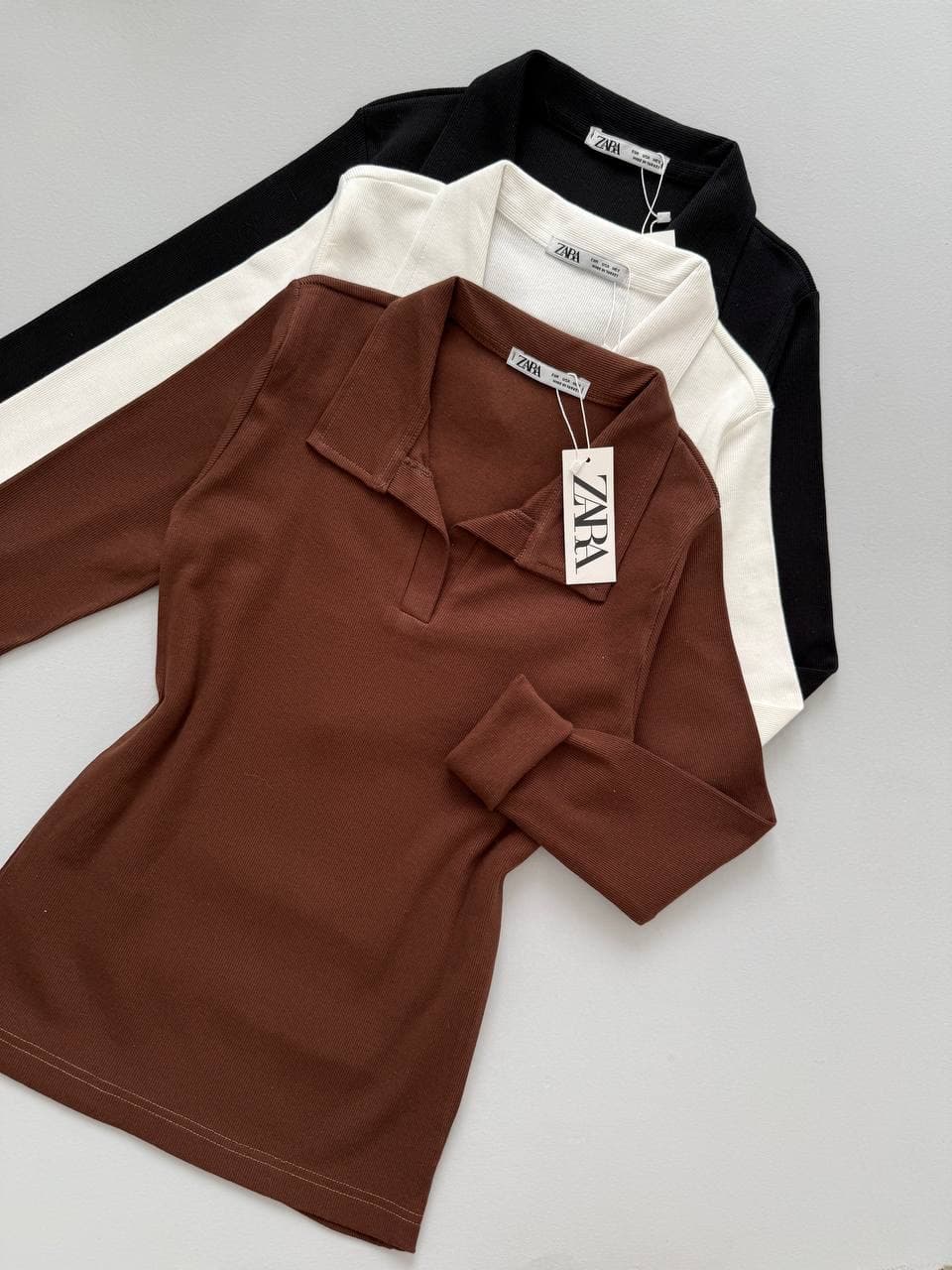 بلوز یقه شکاری zara