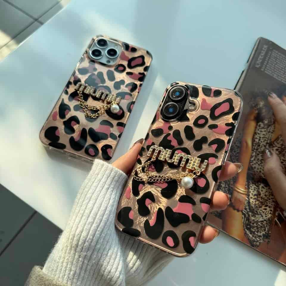 قاب آیفون پلنگی miumiu