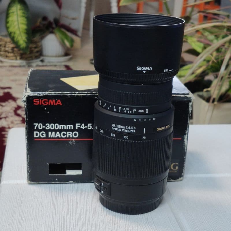 لنز دست دوم لنز سیگما sigma 70-300mm macro DG OS با لرزشگیر برای کانن (جعبه دارد)