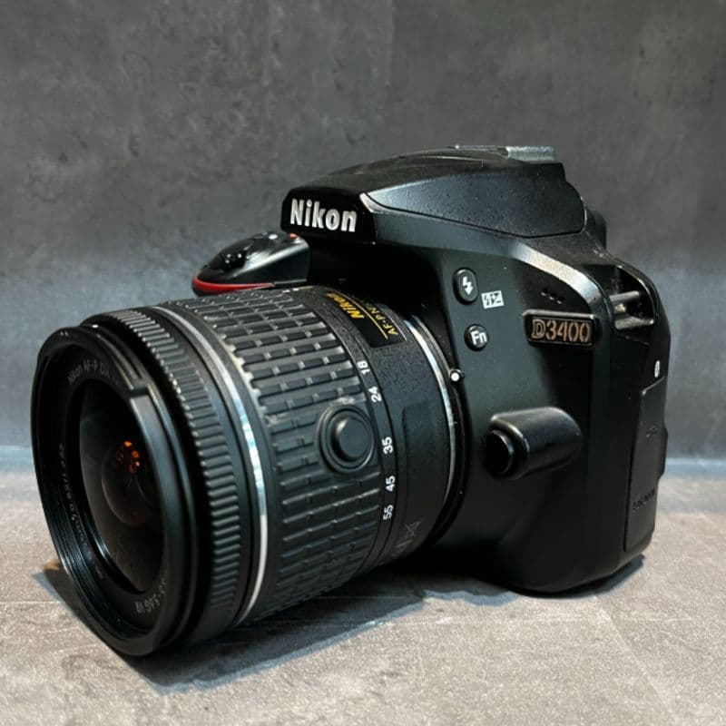 دوربین دست دوم Nikon D3400 Kit 18-55mm f/3.5-5.6 G VR (13000 شات)