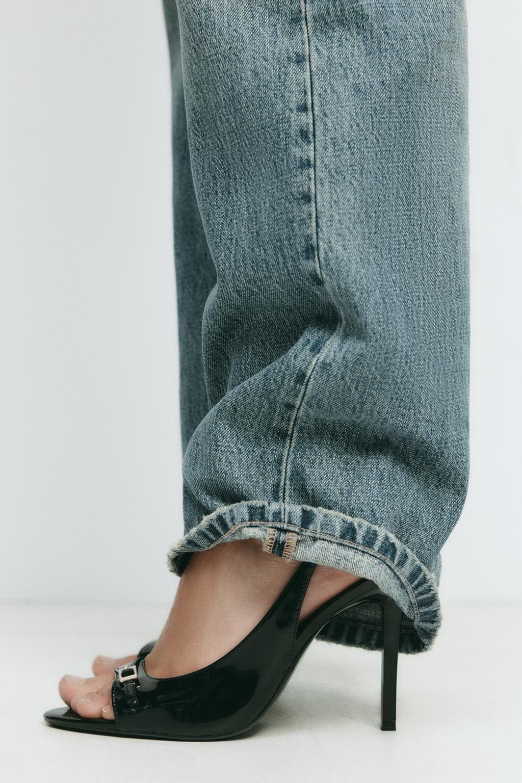 صندل پاشنه بلند زنانه براق زارا – ZARA