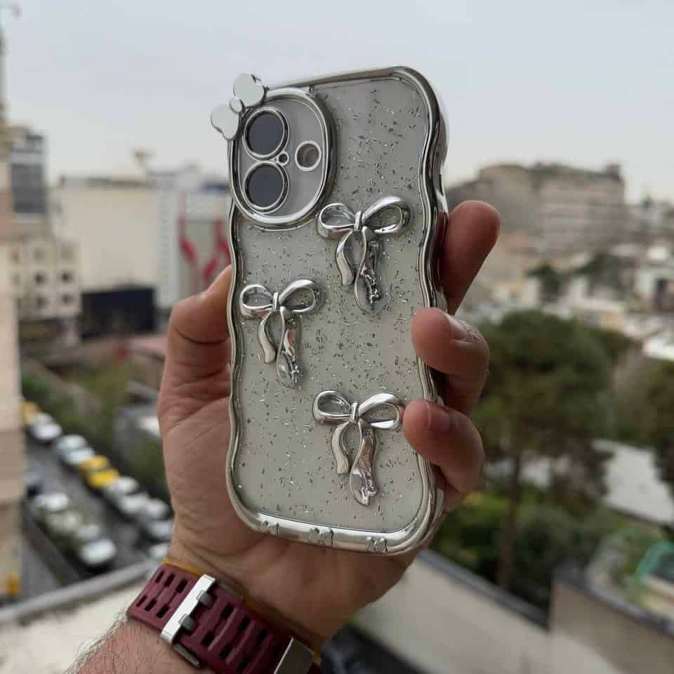 قاب آیفون پاپیون سه نقره ای