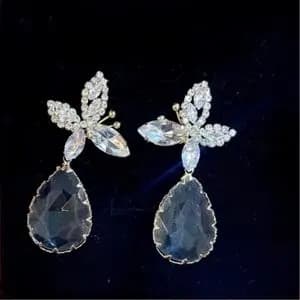 گوشواره مجلسی گوشواره کریستالی پروانه نگین دار مجلسی