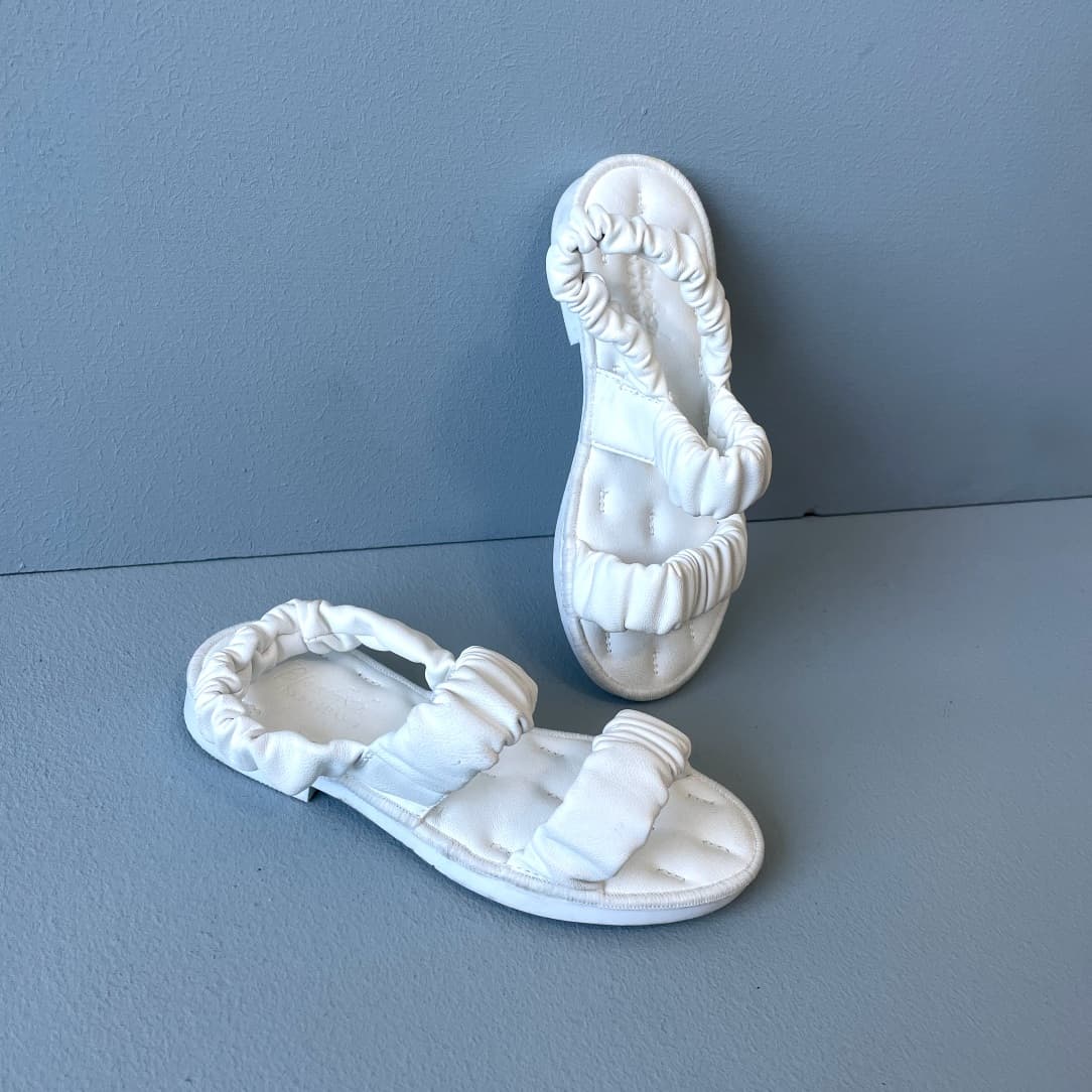 صندل دخترانه برند BLOWFISH