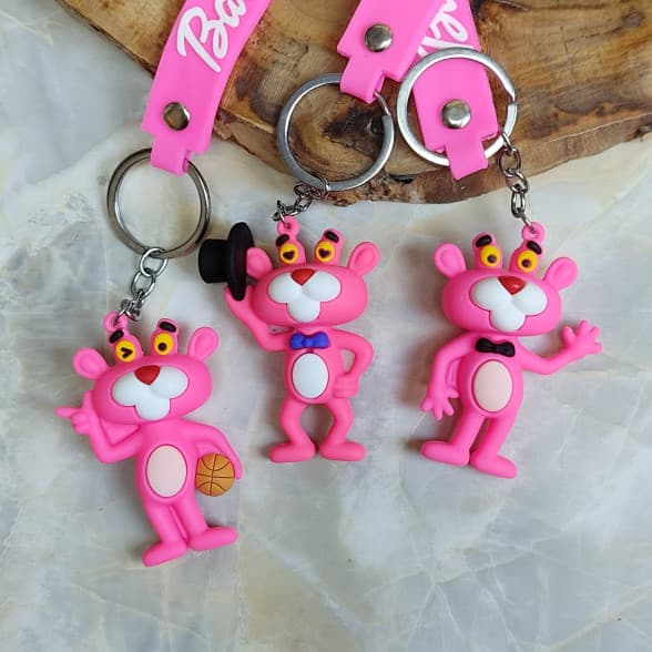 جاکلیدی سیلیکونی وارداتی پلنگ صورتی همراه با بند آویز