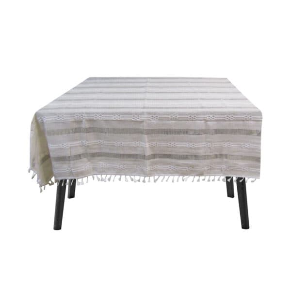 ساشا رومیزی 140*140 مربع کد 650002