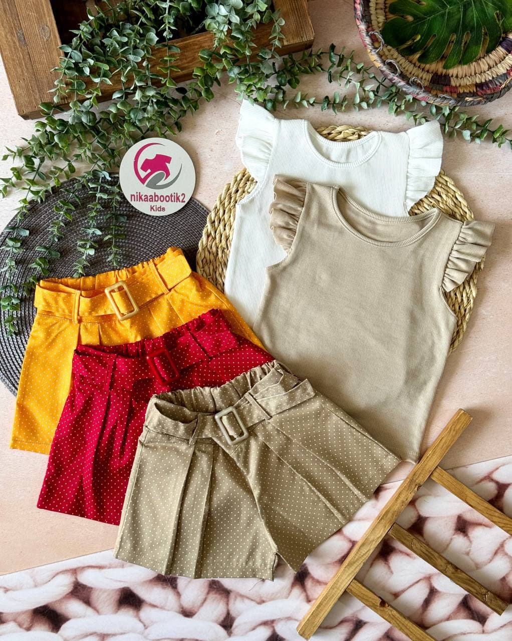 کراپ شلوارک ستاره