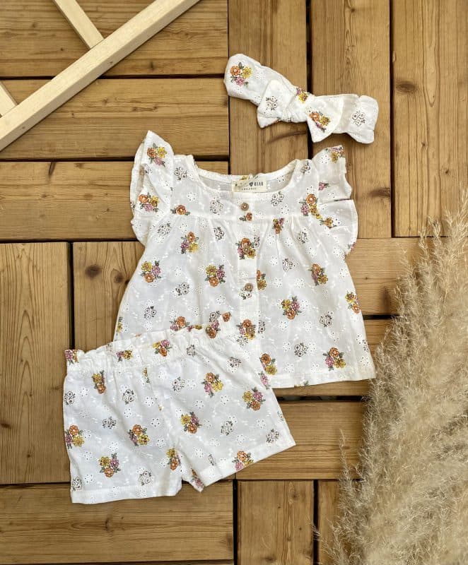 سه تیکه خامه دوزی