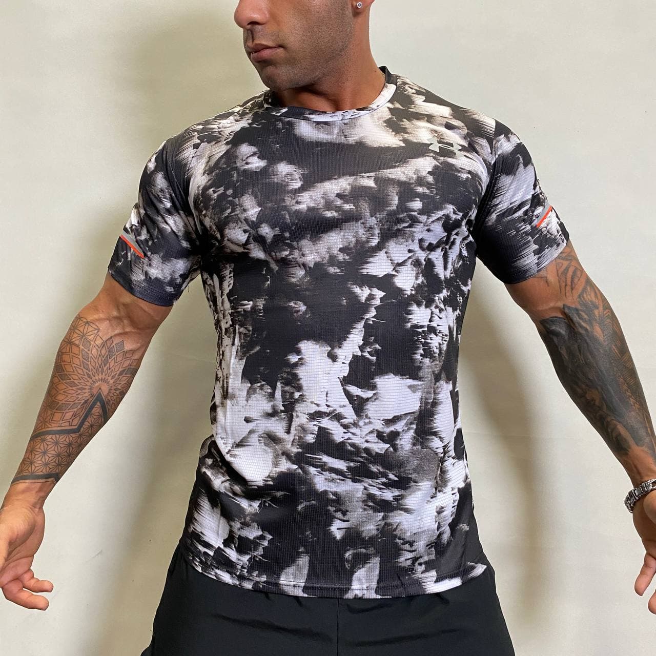 تیشرت فیتنس آندرآرمور فلامنت کد ۱۲۶۵