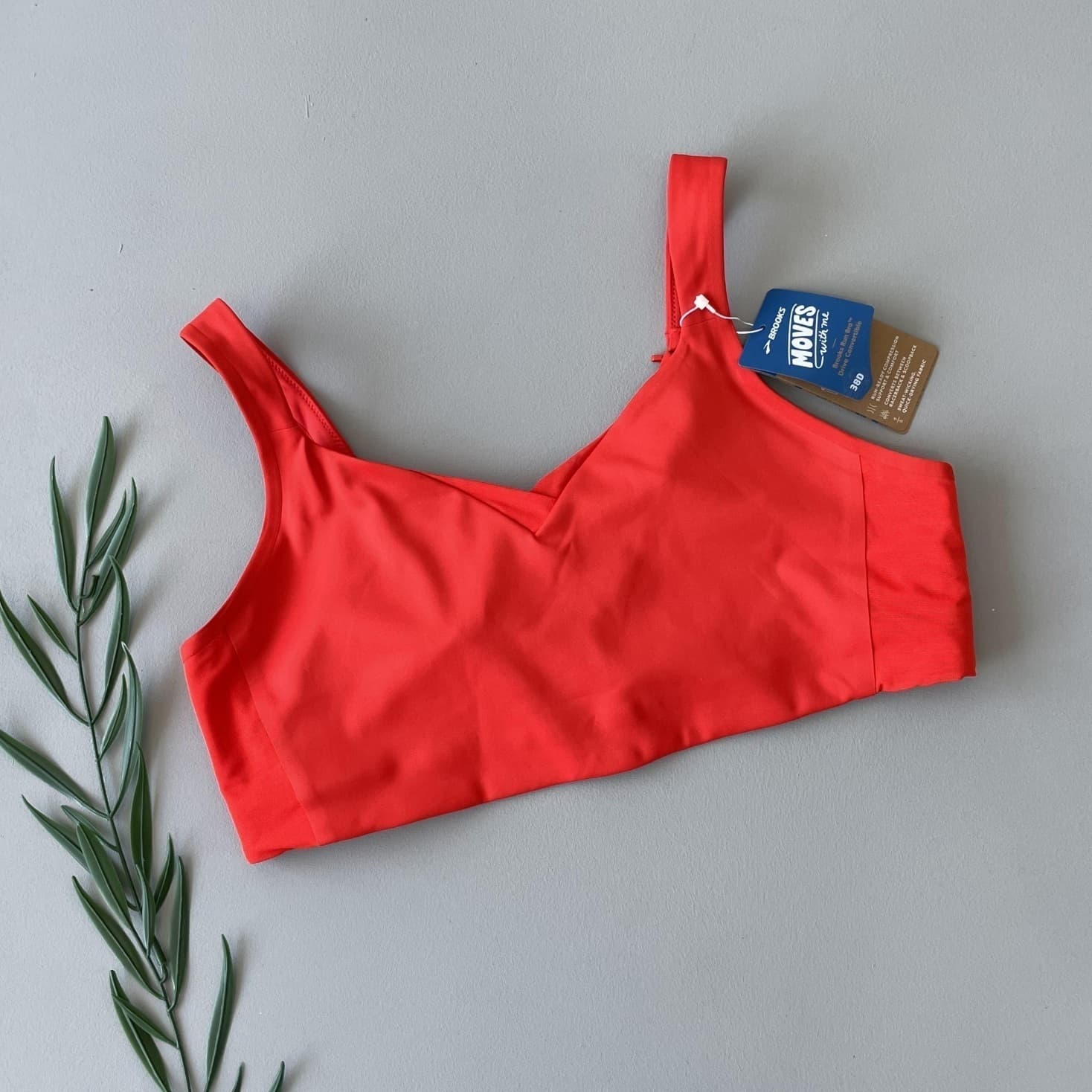 نیم تنه ورزشی زنانه برند BROOKS