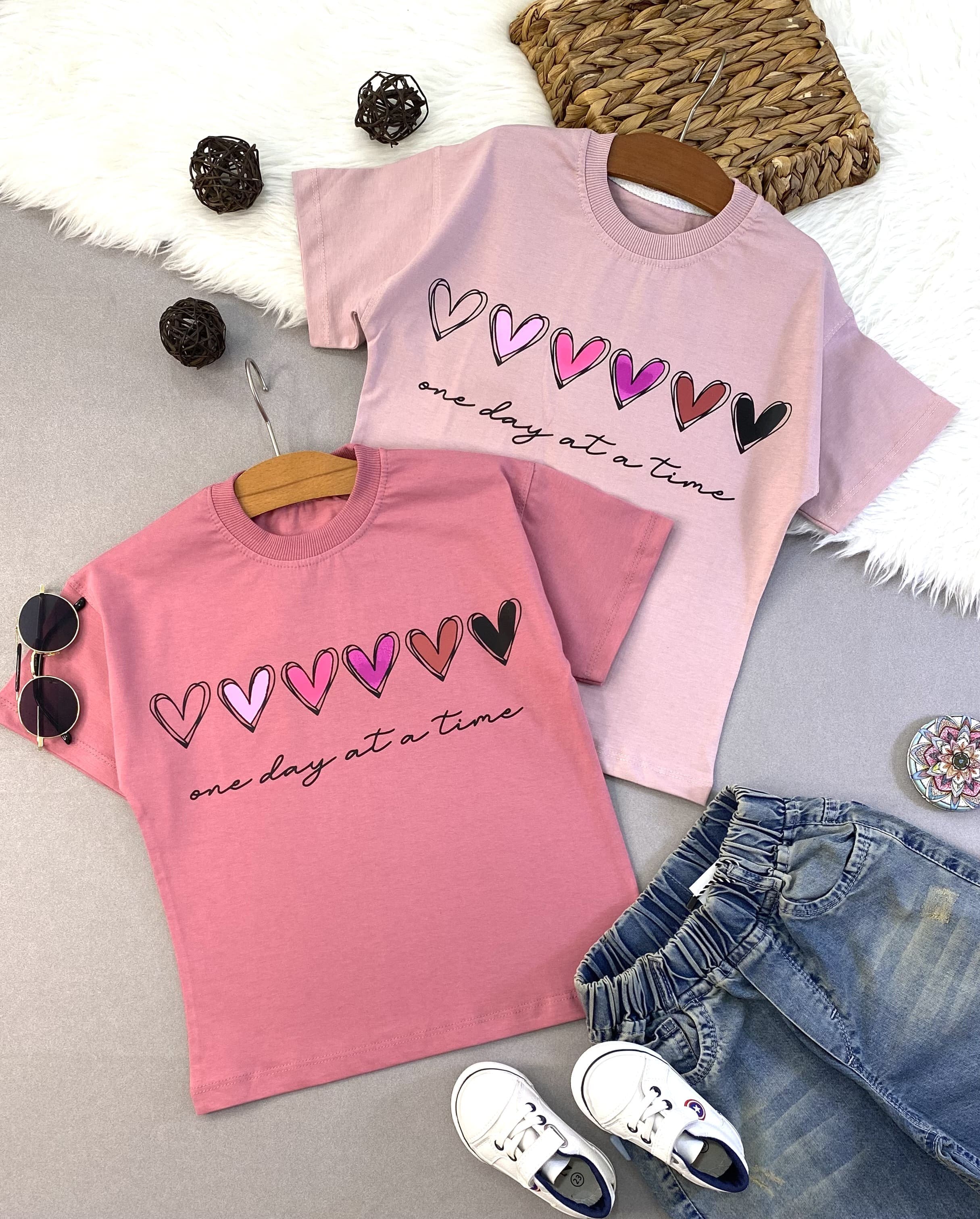 تیشرت دخترانه طرح قلب