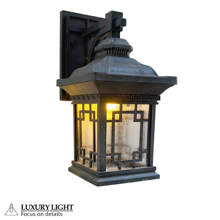 چراغ حیاطی پارکی پلاستیکی دیواری ورساچ( پلی کربنات اصلی 3 سال ضمانت )