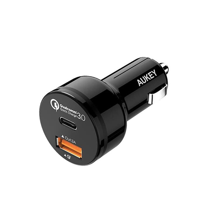 شارژر فندکی آکی CC-Y1 با پورت Type-C