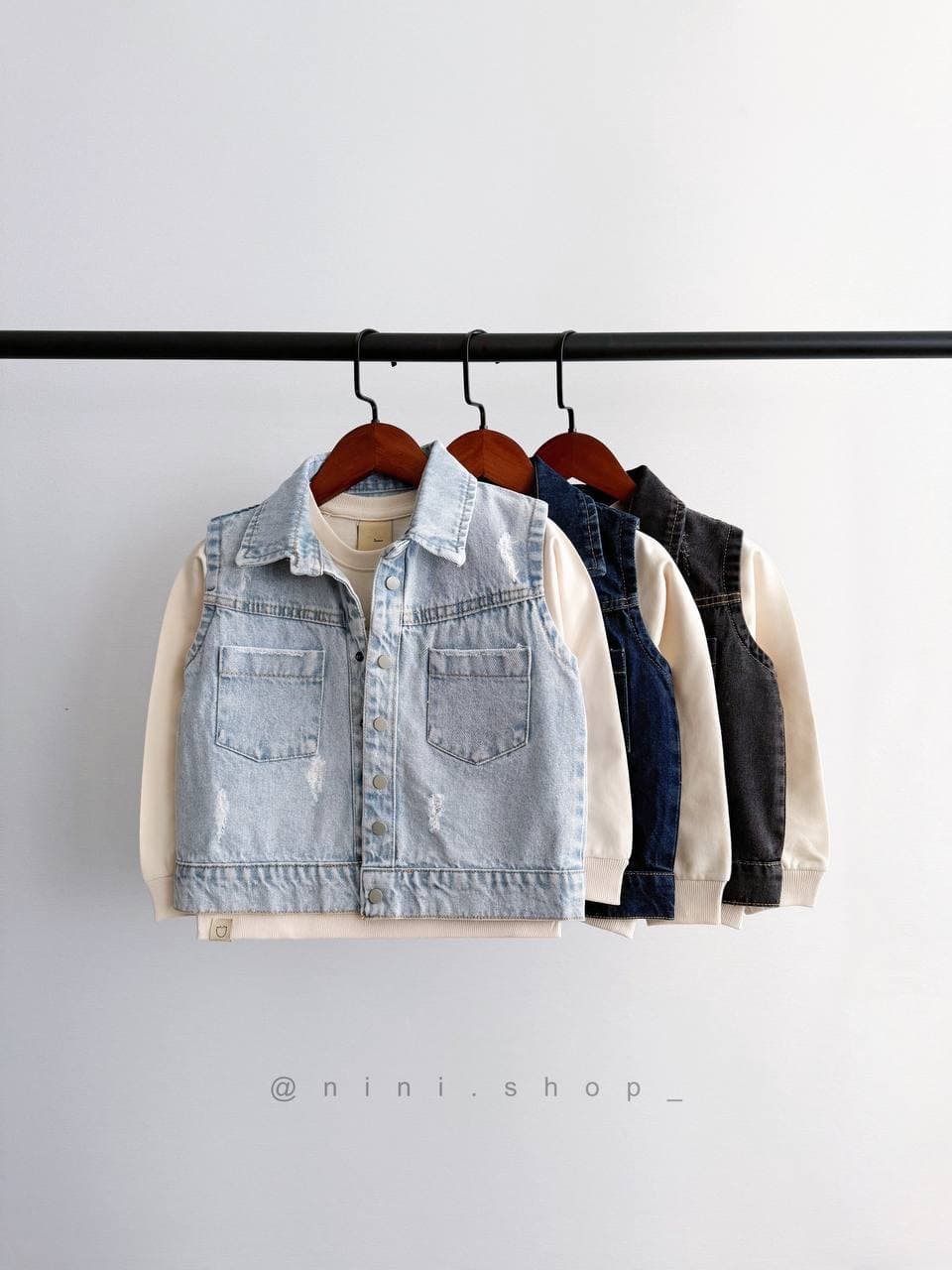 وست جین زاپدار (AKU)