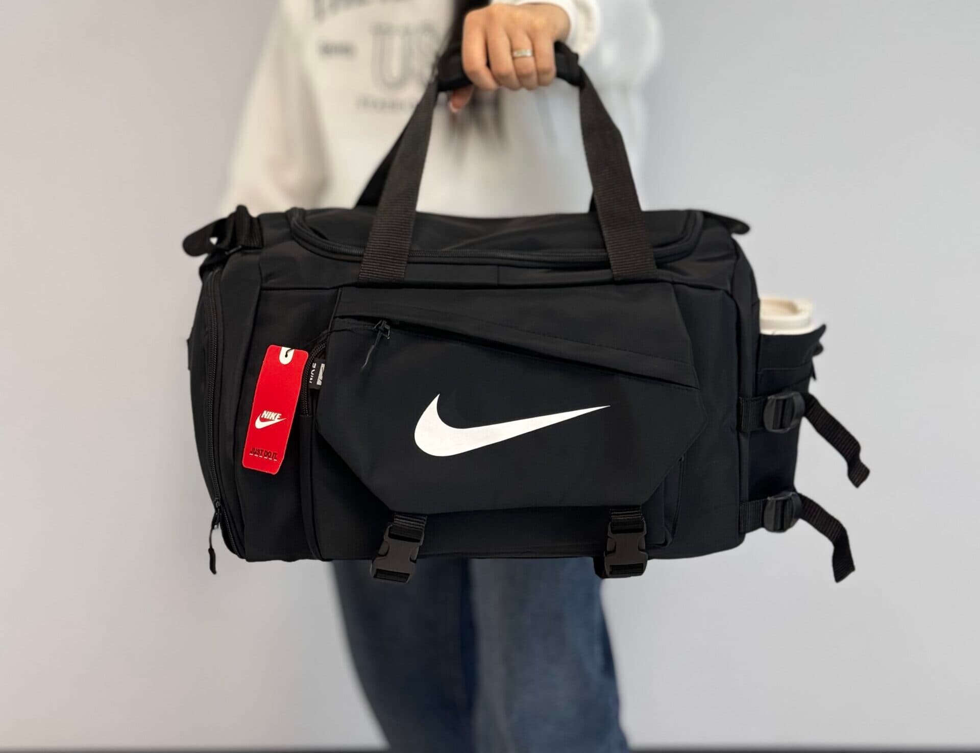 ساک ورزشی نایکی (مدل جای شیکر دار ) کد 1818