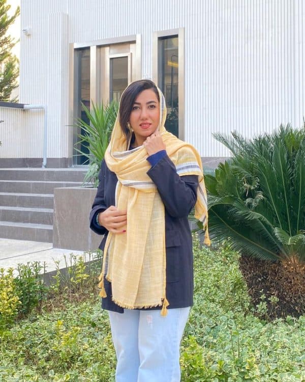 شال نخ لینن حاشیه دار(وارداتی)