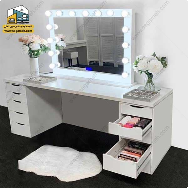 میز آرایش لامپ دار DMP160