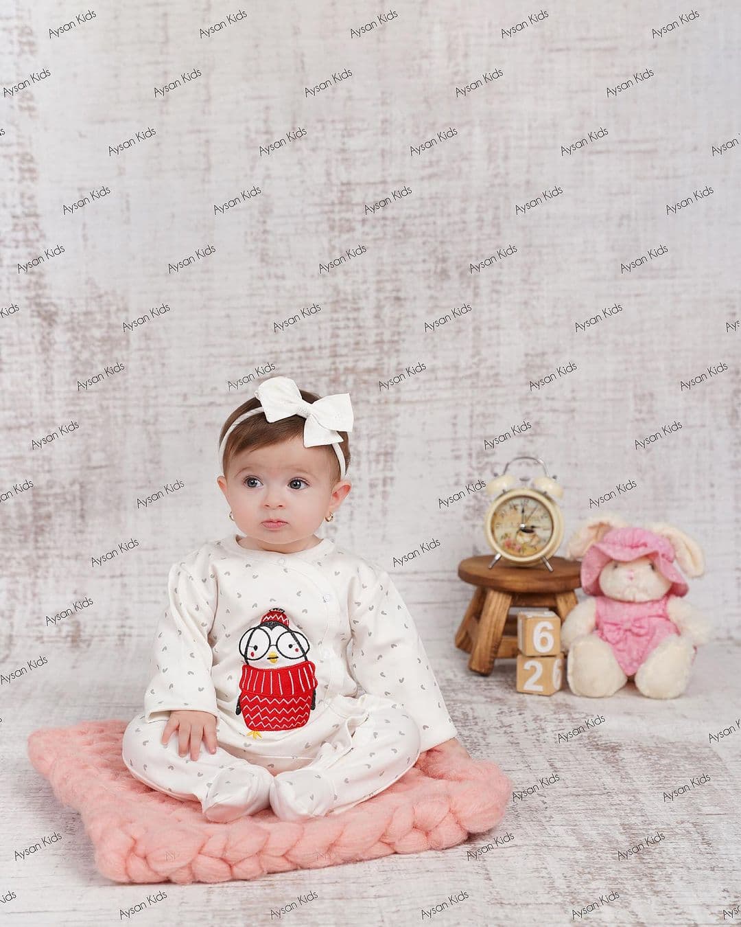 سرهمی جورابدار نوزادی پنبه طرح گلدوزی پنگوئن