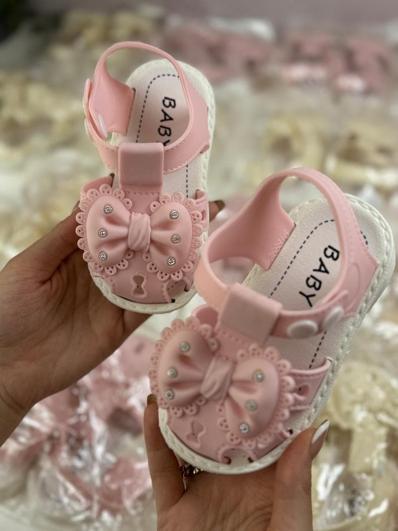 صندل پاپیونی نگین دار