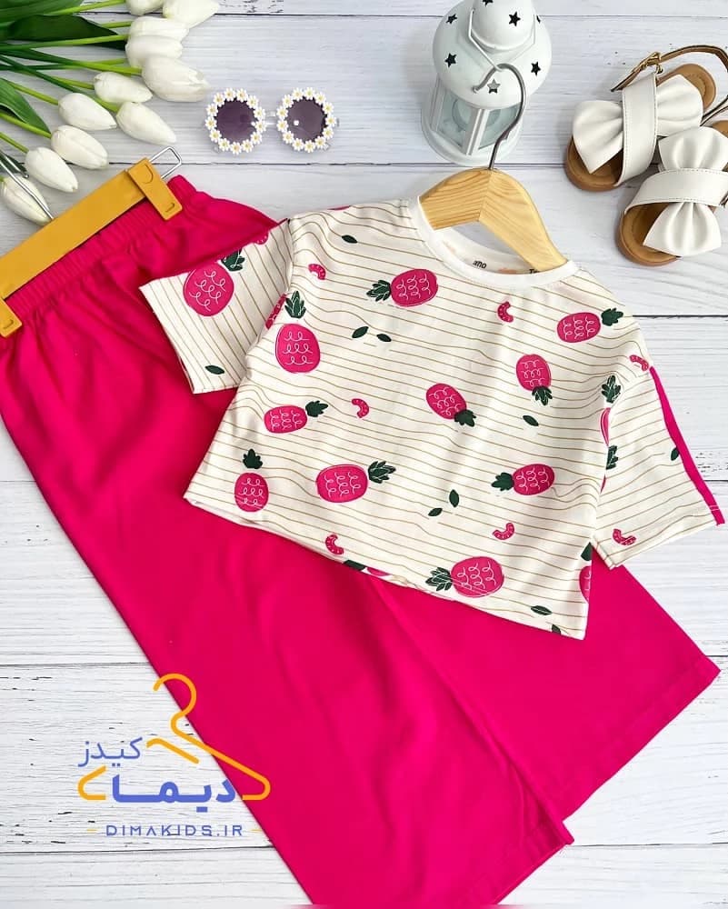 ست کراپ و شلوار سفید سرخابی طرح راه راه آناناس