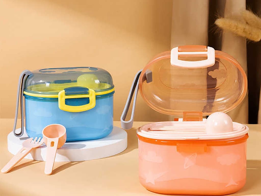 ظرف ذخیره شیر خشک پیمانه دار نوزادی و انبار غذای کودک طرح ابر و ستاره استیکردار