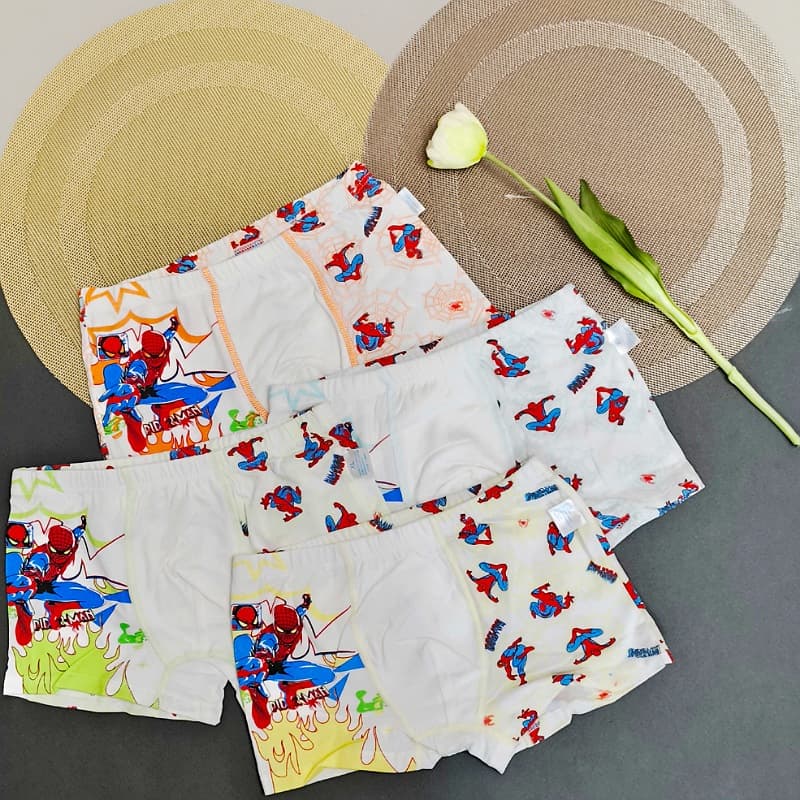 شورت پسرانه پادارمردعنکبوتی سایزxl مناسب 8 تا 10سال